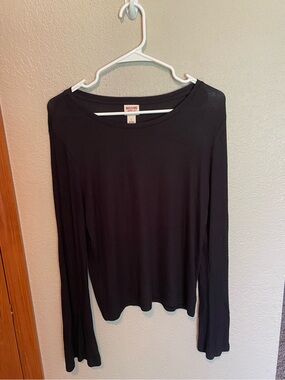 Black ribbed bell sleeve top